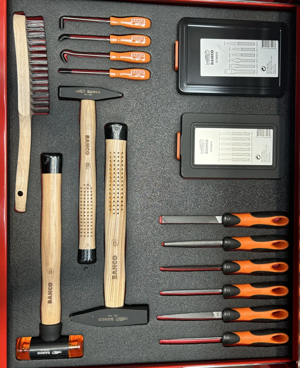 RBI9205C – Aircraft Workshop Cabinet with Imperial (SAE / Standard) and Metric Tools